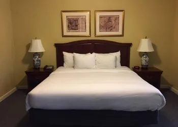 Columbia Club hotel thumbnail 6