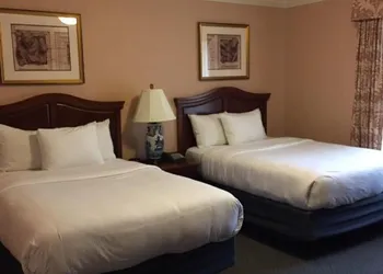 Columbia Club hotel thumbnail 5