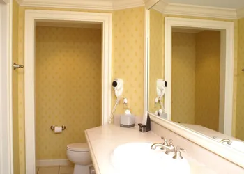 Columbia Club hotel thumbnail 8