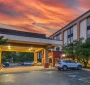 SureStay Plus Hotel by Best Western Chicago Lombard hotel detail image 3