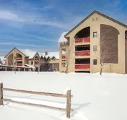Killington Mountain Lodge, Tapestry Collection by Hilton hotel detail image 5