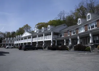 Inn on the Hudson hotel thumbnail 2