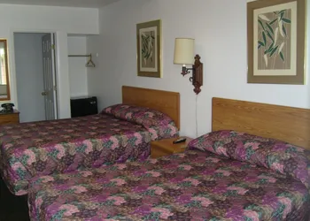 Cascade City Center Motel hotel thumbnail 8