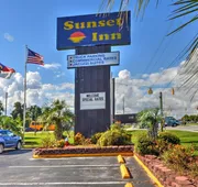 Sunset Inn hotel detail image 4
