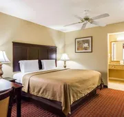 Bryant Inn & Suites hotel detail image 3