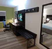Holiday Inn Express Rolling Meadows - Schaumburg Area by IHG hotel detail image 7