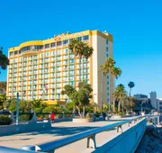 Crowne Plaza Ventura Beach by IHG hotel detail image 3