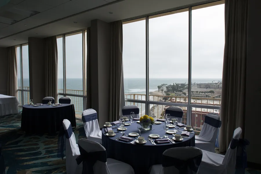 Crowne Plaza Ventura Beach by IHG hotel detail image 6