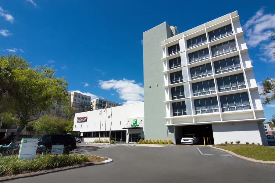 Holiday Inn Gainesville - University Center by IHG hotel detail image 2