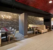 DoubleTree by Hilton St. Louis Airport hotel detail image 7