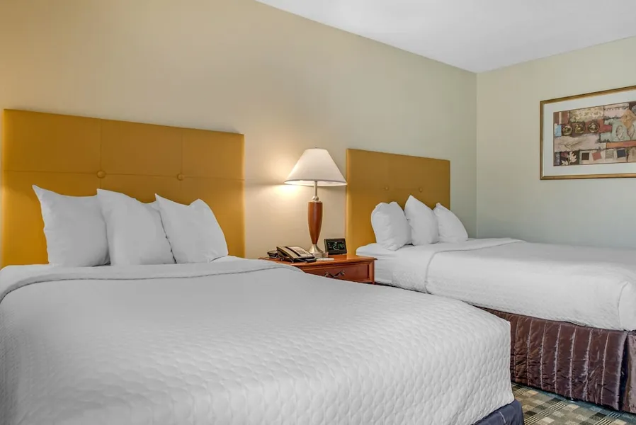 Quality Hotel Conference Center Cincinnati Blue Ash hotel detail image 6