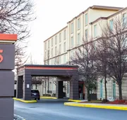 Best Western Premier Toronto Airport Carlingview Hotel hotel detail image 3