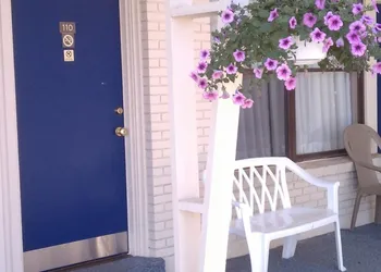 The Monticello Inn hotel thumbnail 5