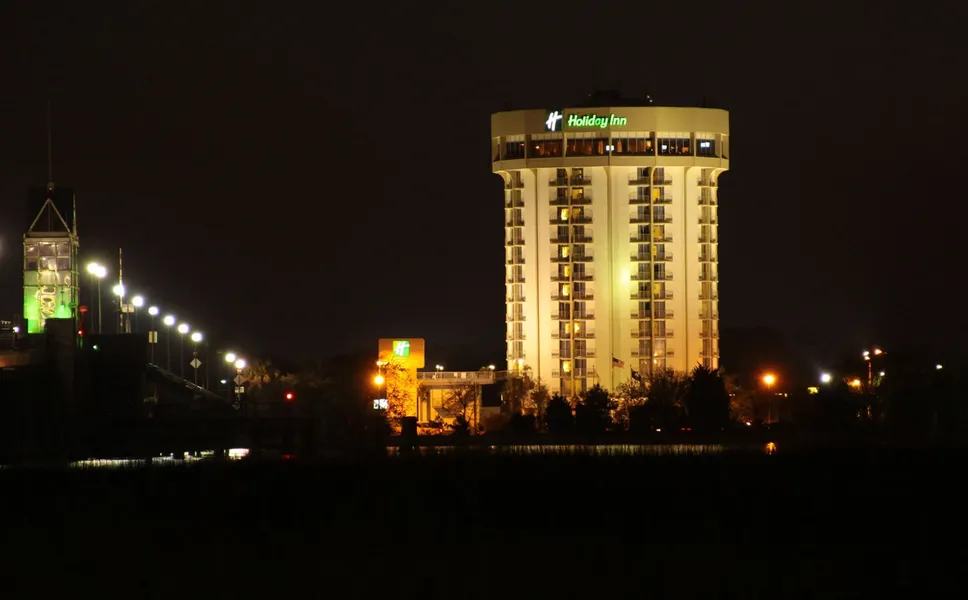 Holiday Inn Charleston Riverview by IHG hotel detail image 2