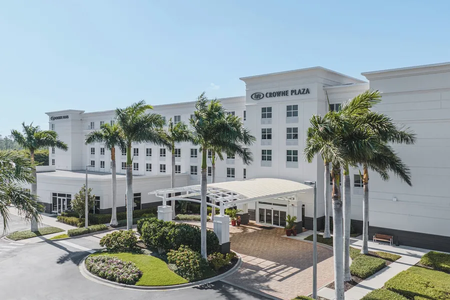 Crowne Plaza Ft. Myers Gulf Coast by IHG hotel detail image 2
