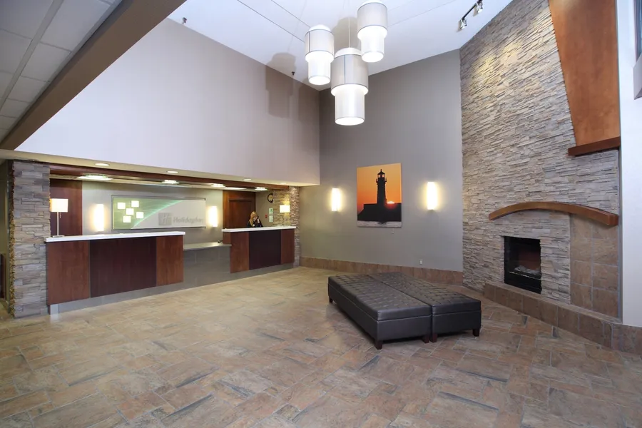 Holiday Inn & Suites Duluth Downtown by IHG hotel detail image 6