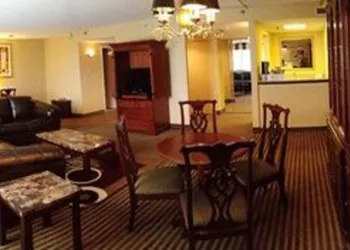 Holiday Inn Allentown Center City hotel thumbnail 4