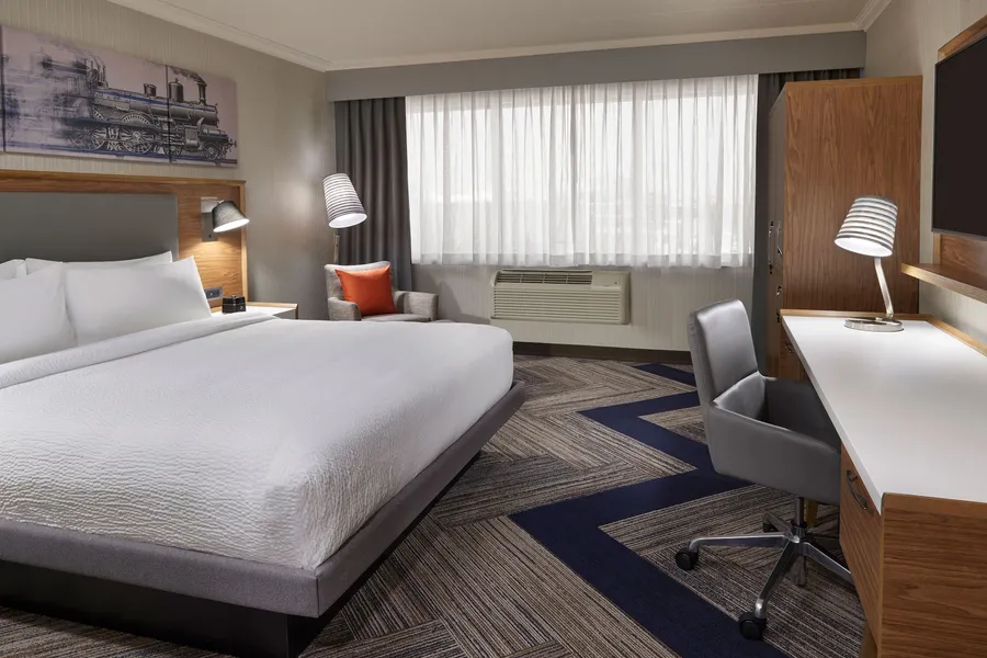 Four Points by Sheraton Windsor Downtown hotel detail image 6