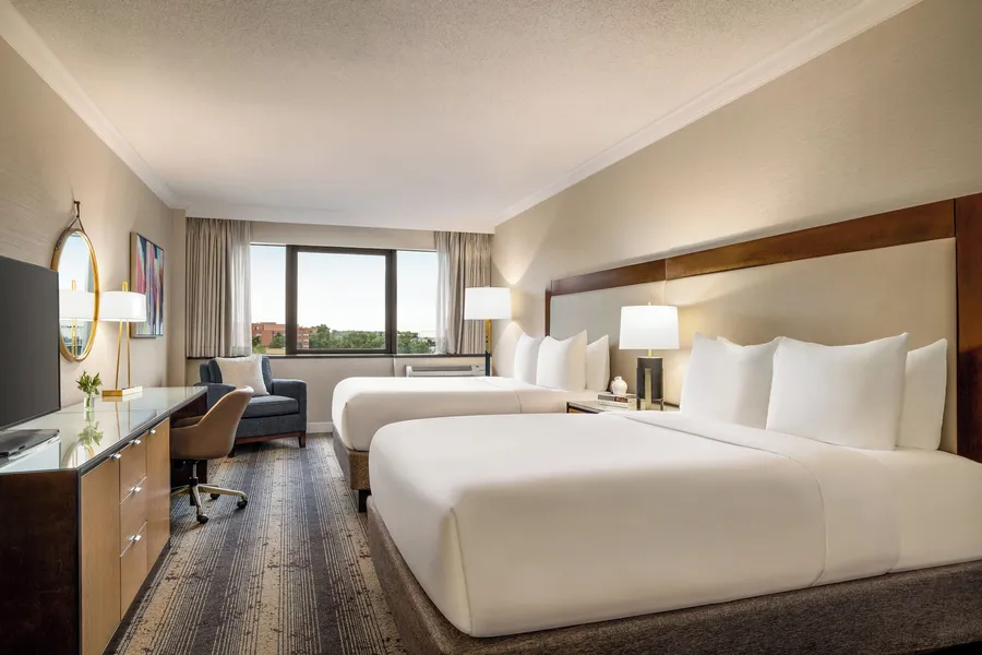 Crowne Plaza Edison by IHG hotel detail image 6