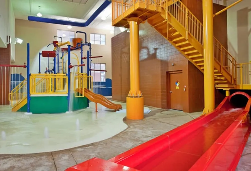 Holiday Inn Omaha Downtown - Waterpark by IHG hotel detail image 6
