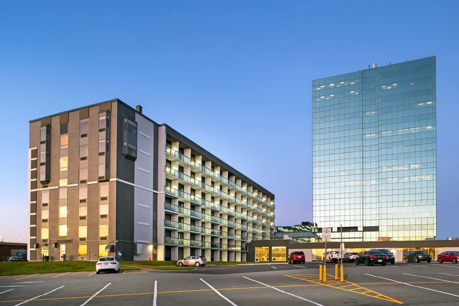DoubleTree By Hilton Halifax Dartmouth hotel detail image 2