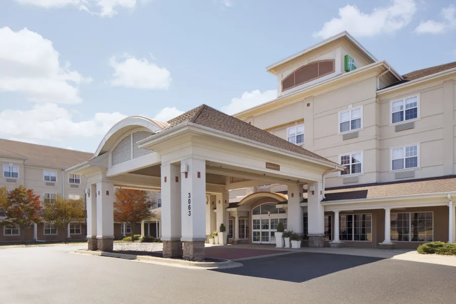 Holiday Inn Grand Rapids Airport by IHG hotel detail image 2
