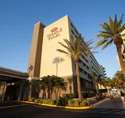 Crowne Plaza Melbourne - Oceanfront by IHG hotel detail image 4