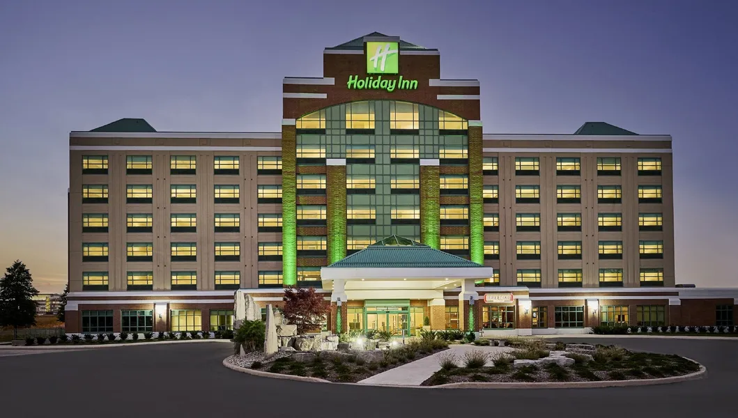 Holiday Inn Hotel & Suites Oakville @ Bronte by IHG hotel detail image 2