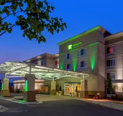 Holiday Inn Hotel & Suites Beckley by IHG hotel detail image 3