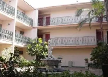 Royal Century Hotel hotel thumbnail 4