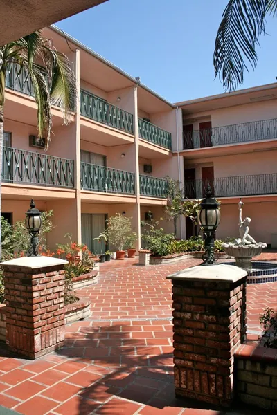 Royal Century Hotel hotel detail image 6