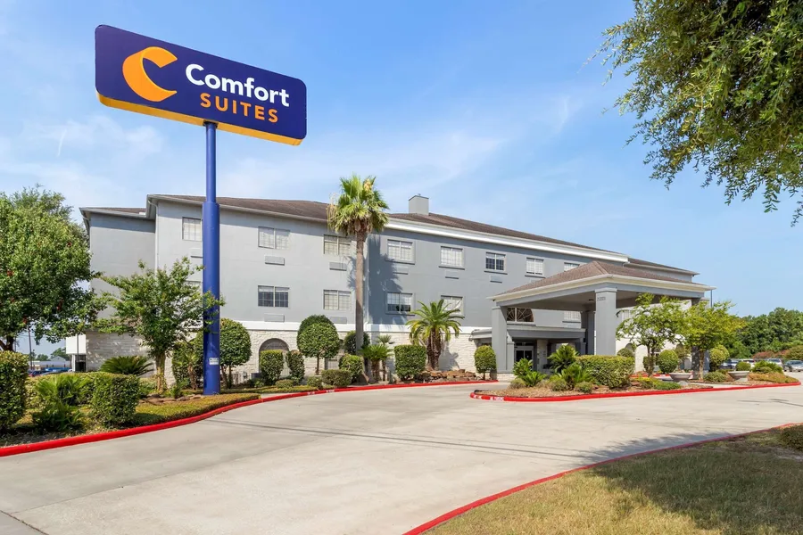 Comfort Suites Kingwood Houston North hotel detail image 2