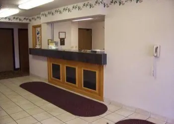Budget Host Inn & Suites hotel thumbnail 3