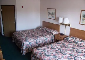 Budget Host Inn & Suites hotel thumbnail 4