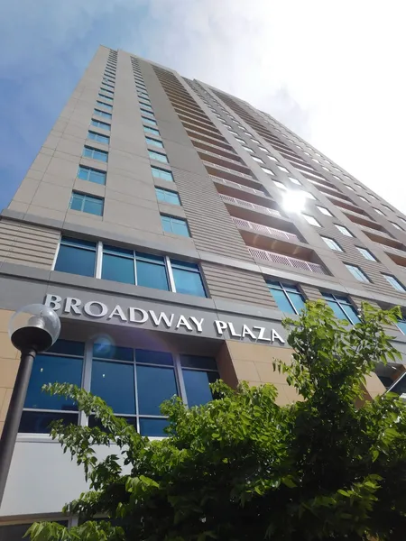 Broadway Plaza, Trademark Collection by Wyndham hotel detail image 2