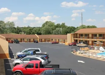 Andrew Johnson Inn hotel thumbnail 2