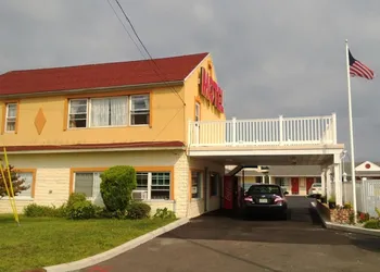 The Aventis Inn hotel thumbnail 4