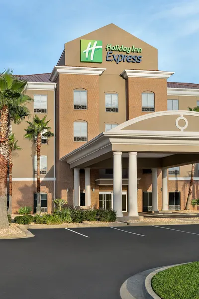 Holiday Inn Express Hotel & Suites Waycross by IHG hotel detail image 2