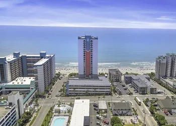 The Palace Resort by Elliott Beach Rentals hotel thumbnail 3