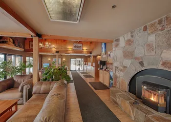 Brandin' Iron Inn hotel thumbnail 5