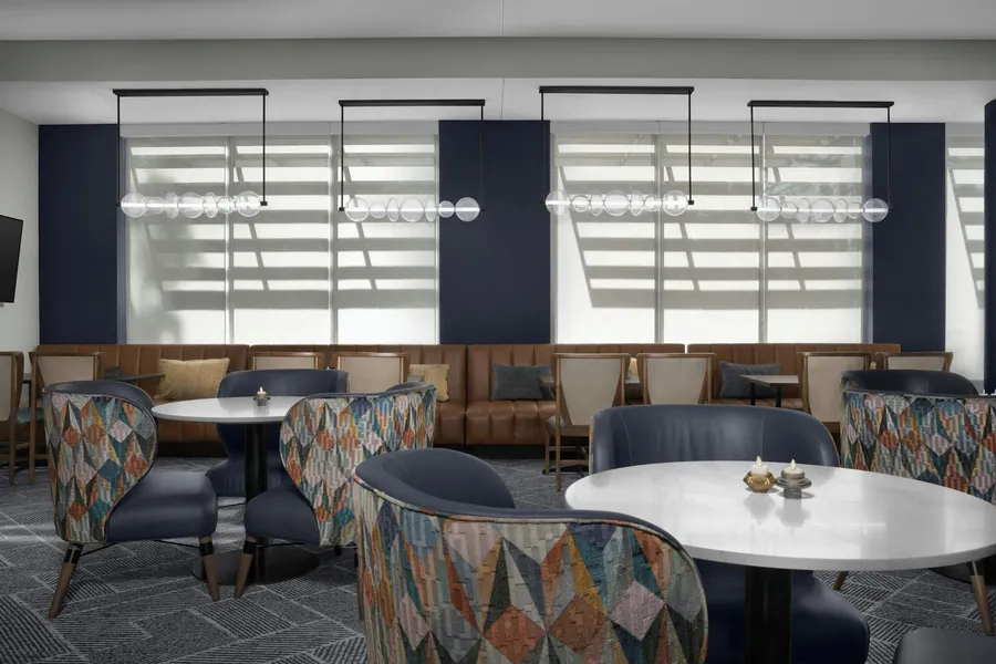 SpringHill Suites Savannah Downtown / Historic District hotel detail image 6