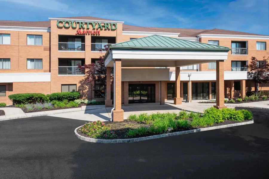 Courtyard by Marriott West Orange hotel detail image 2