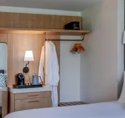 Beacon Hotel & Corporate Quarters hotel detail image 7