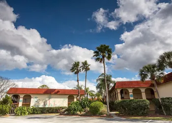 Maingate Lakeside Resort hotel thumbnail 5