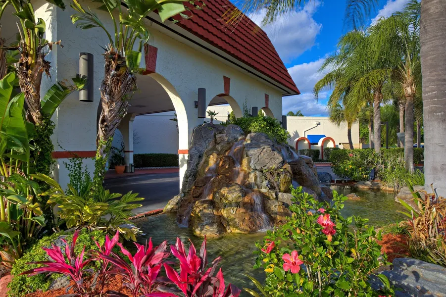 Maingate Lakeside Resort hotel detail image 6