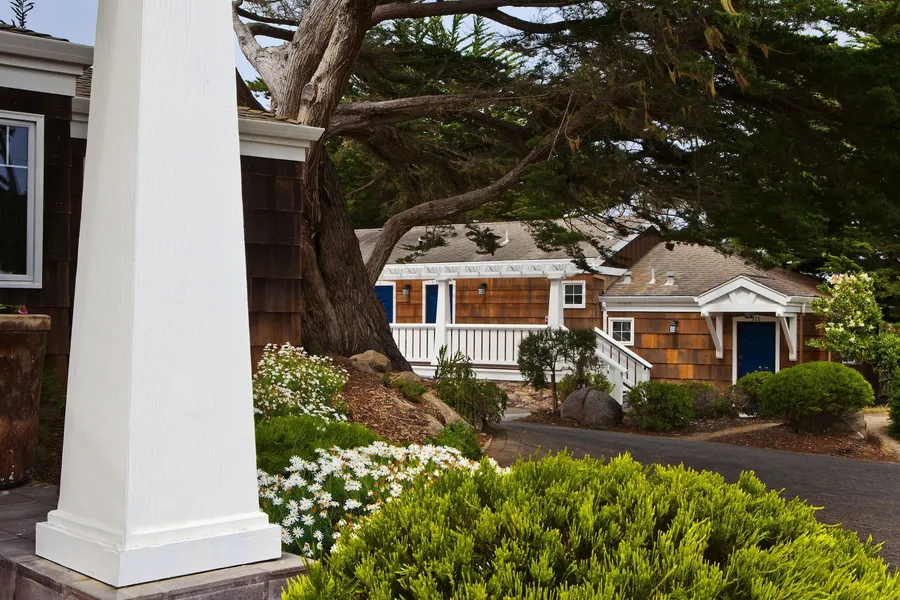 Lighthouse Lodge And Cottages hotel detail image 2