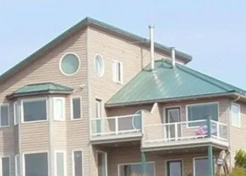 Driftwood Inn and Seaside Lodges hotel thumbnail 2