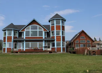 Driftwood Inn and Seaside Lodges hotel thumbnail 3
