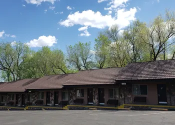 Silver Saddle Motel hotel thumbnail 4