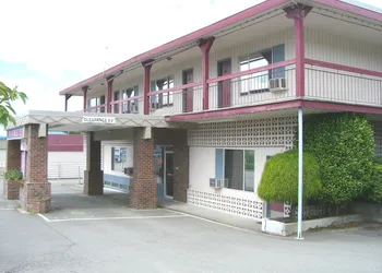 Alberni Inn hotel thumbnail 6